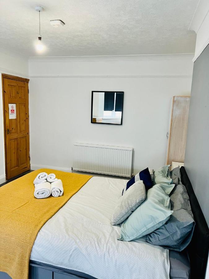 Beautiful Private Rooms In London Central Willesden Green Exterior photo