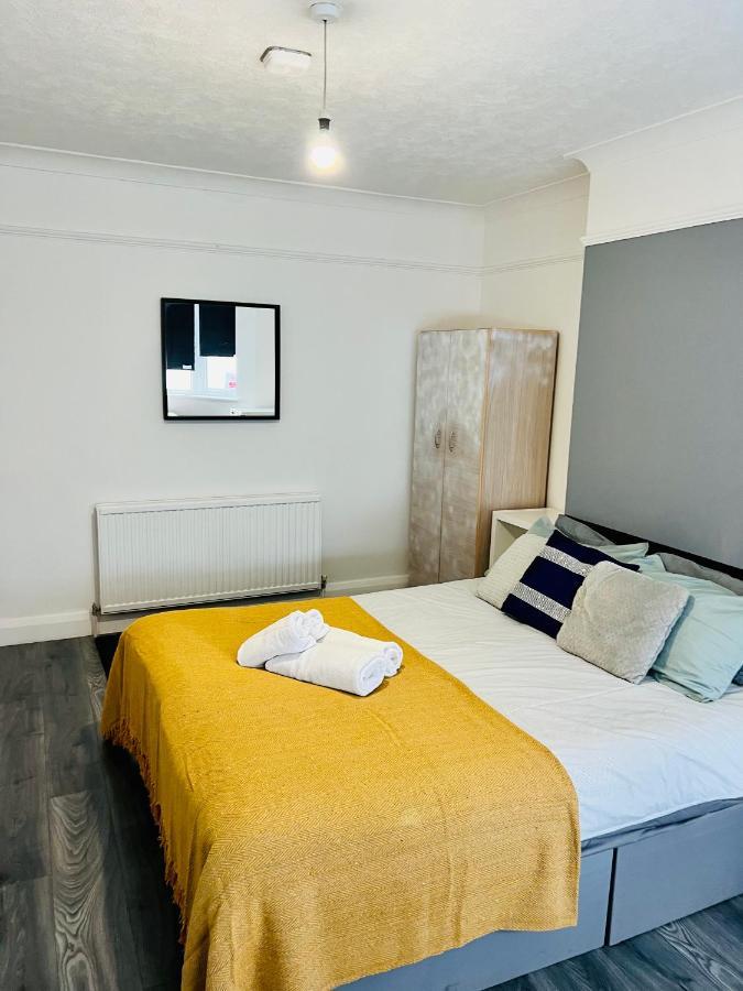 Beautiful Private Rooms In London Central Willesden Green Exterior photo
